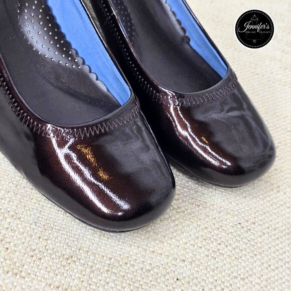 Rockport Dark Brown NWOT Patent Leather Slip On Block Heel Pumps Size 7W - Picture 5 of 13